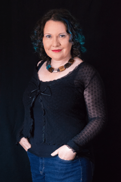 2ElizabethRMurray - Colour - RGB - 4x7inches - 300dpi